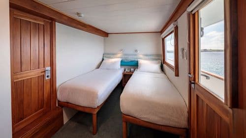 Coral I & II - Coral II Junior Cabin Twin Beds